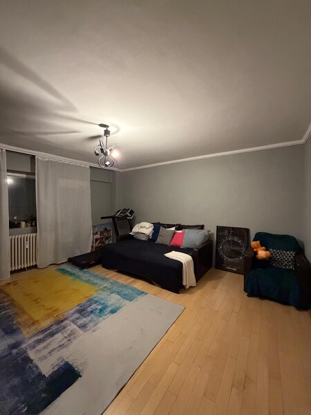 Piata Muncii, Mihai Bravu, Decebal, 3 camere