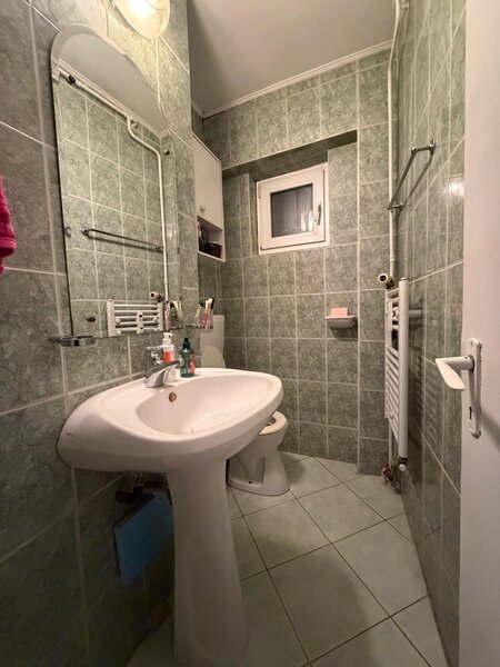 Piata Muncii, Mihai Bravu, Decebal, 3 camere